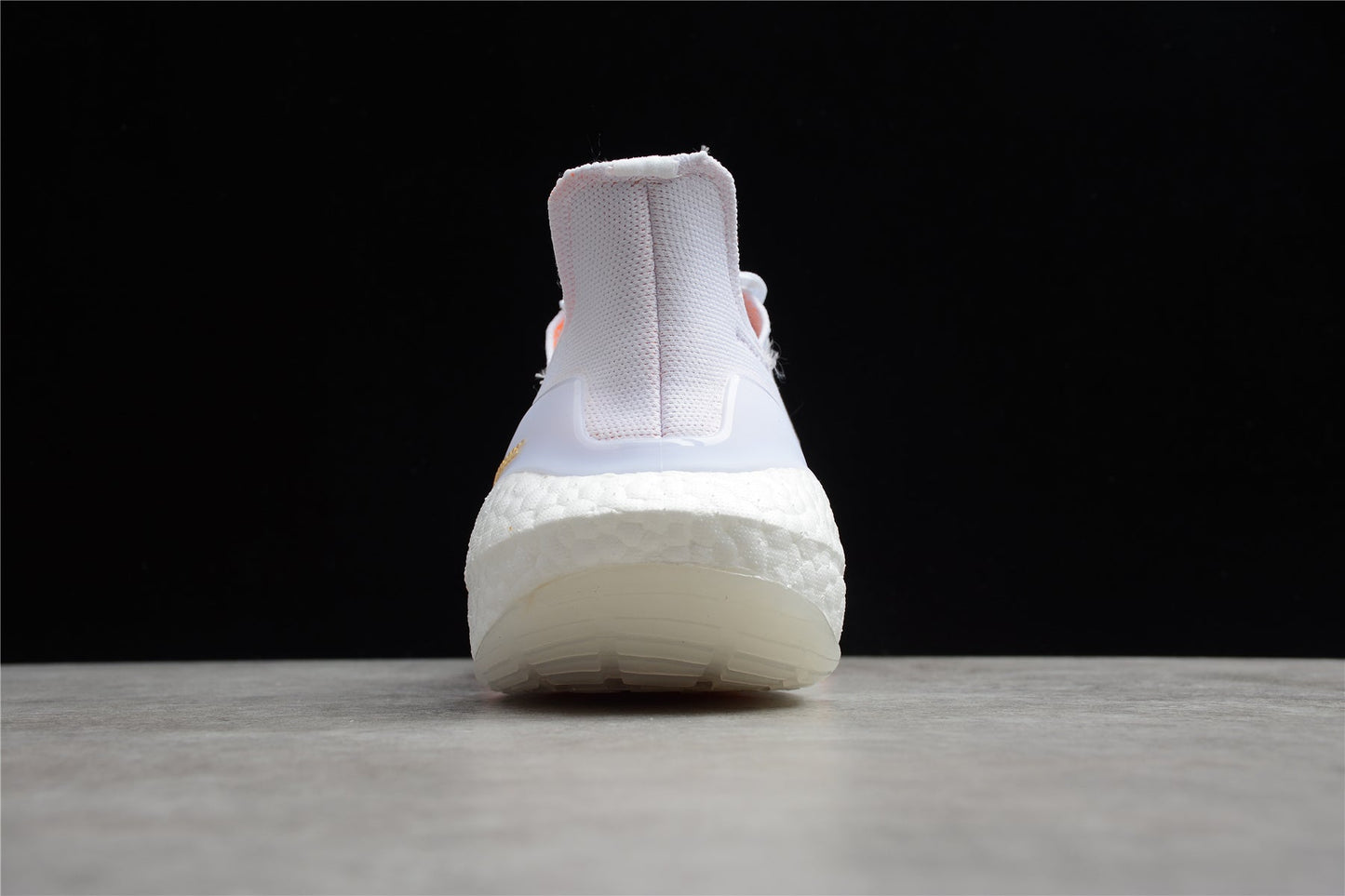 adidas UltraBoost 21 “Tokyo”.