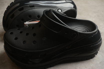 Crocs Mega Crush Clogs – BlackCrocs Mega Crush Clog Black